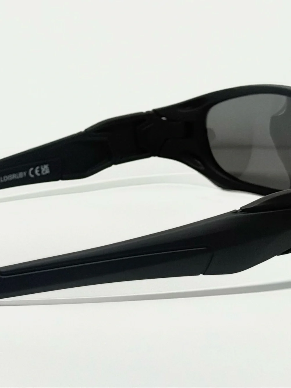 Black Sports Wraparound Sunglasses - Polarized lenses